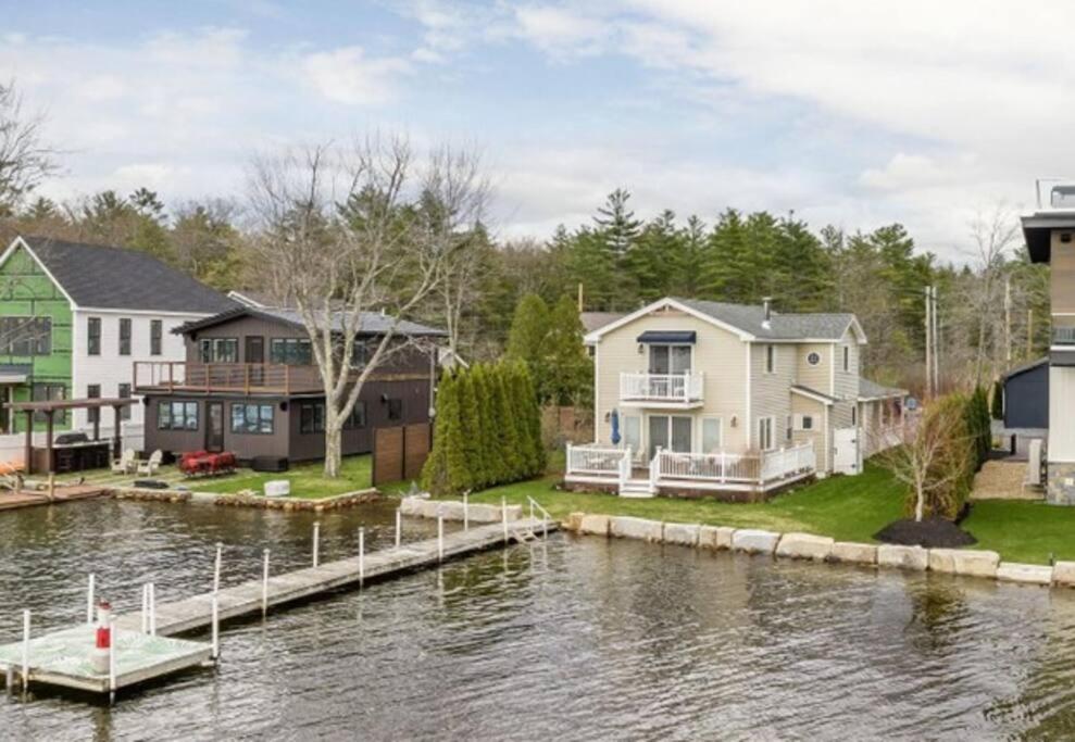 Waterfront Home With Dock Belmont Buitenkant foto